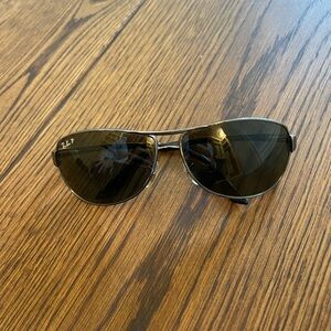 Ray-Ban Black Aviator Sunglasses